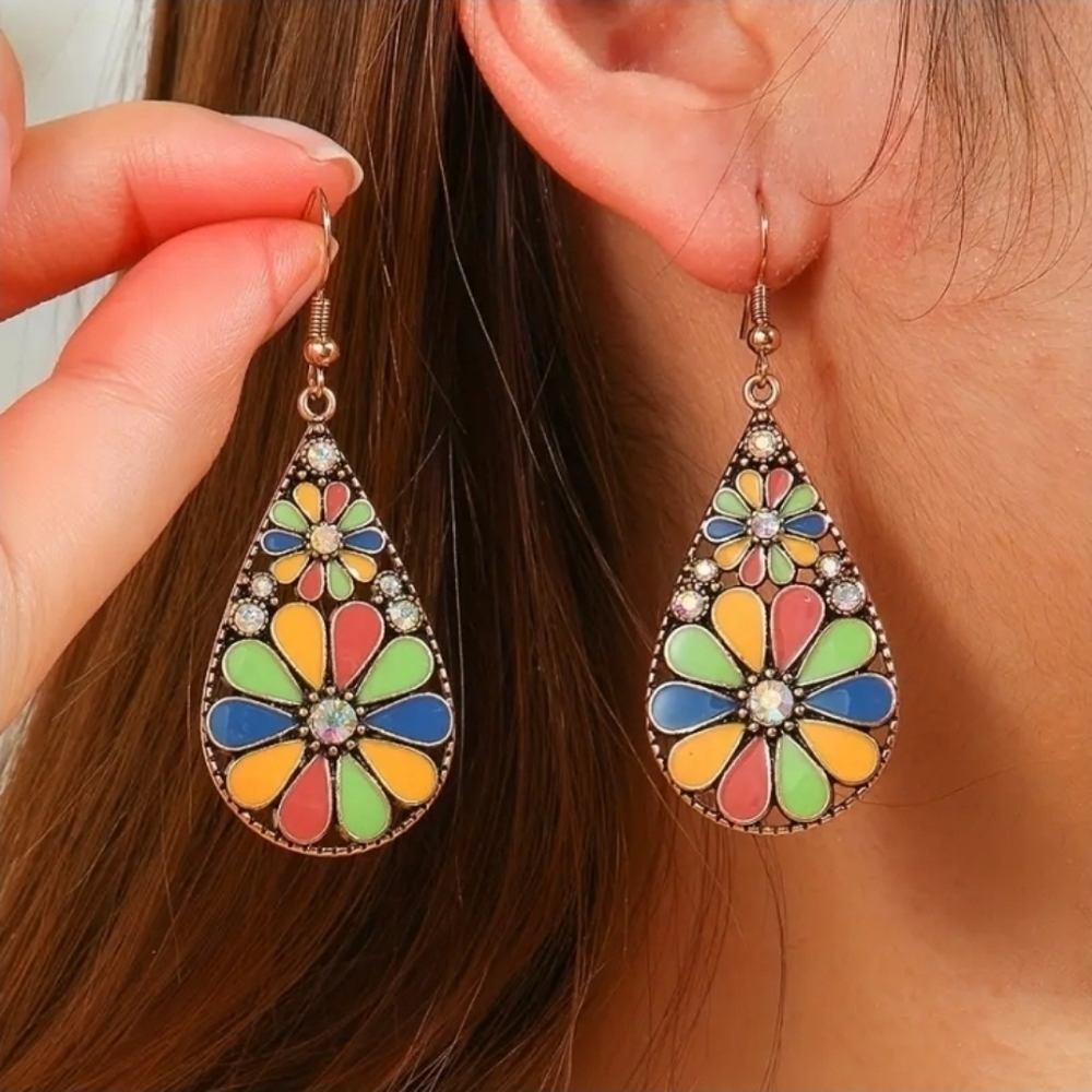 Boho Multicilor Dangle Floral Earrings. NEW!